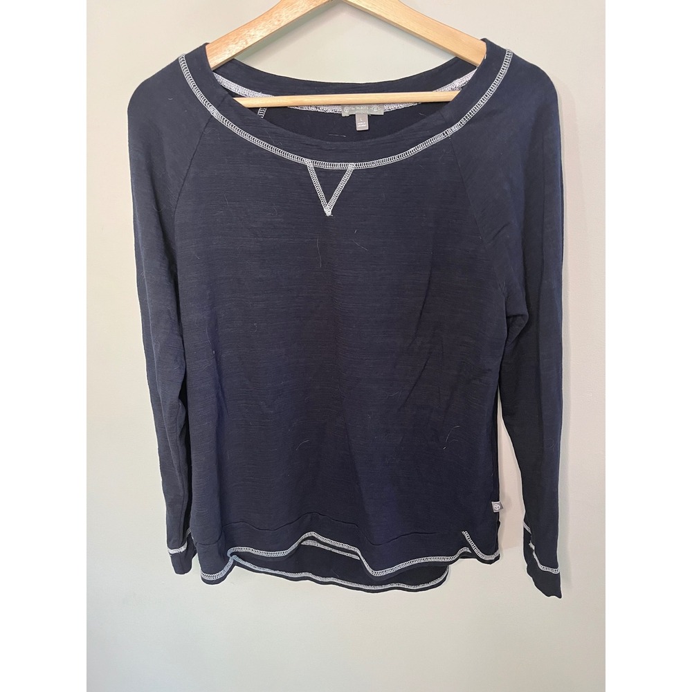 T by Talbots Navy Blue Contrast Stitch UPF 50 Top Large L Raglan Long Sleeve